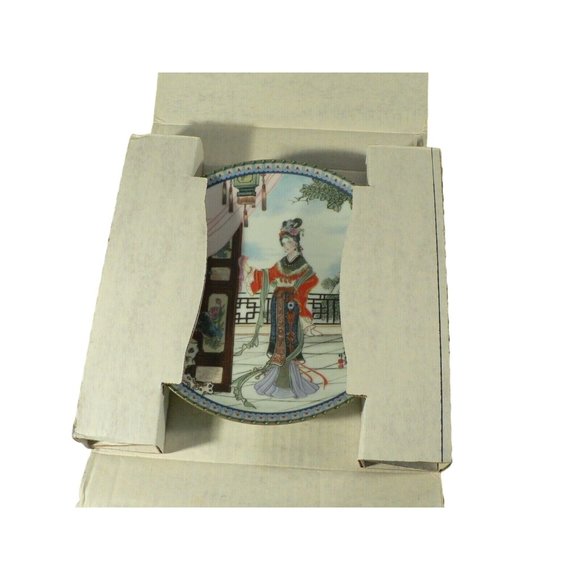 Plate Red Mansion Imperial Jingdezhen Porcelain Limited Collectible mark date - Picture 12 of 12